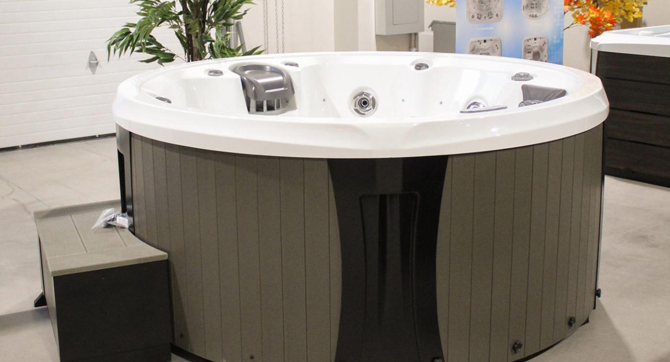 Hot tubs, swim spas, pation furniture and water treatment at Family Time Spas, Grand Junction and Montrose, CO